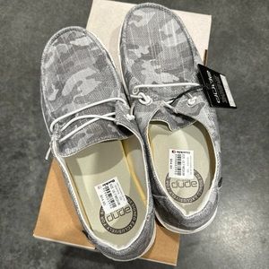 Hey Dude size 7 NWT